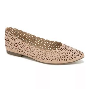 NEW Pale pink cutout flats